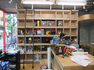 施工例：セレクトショップ　2011年6月